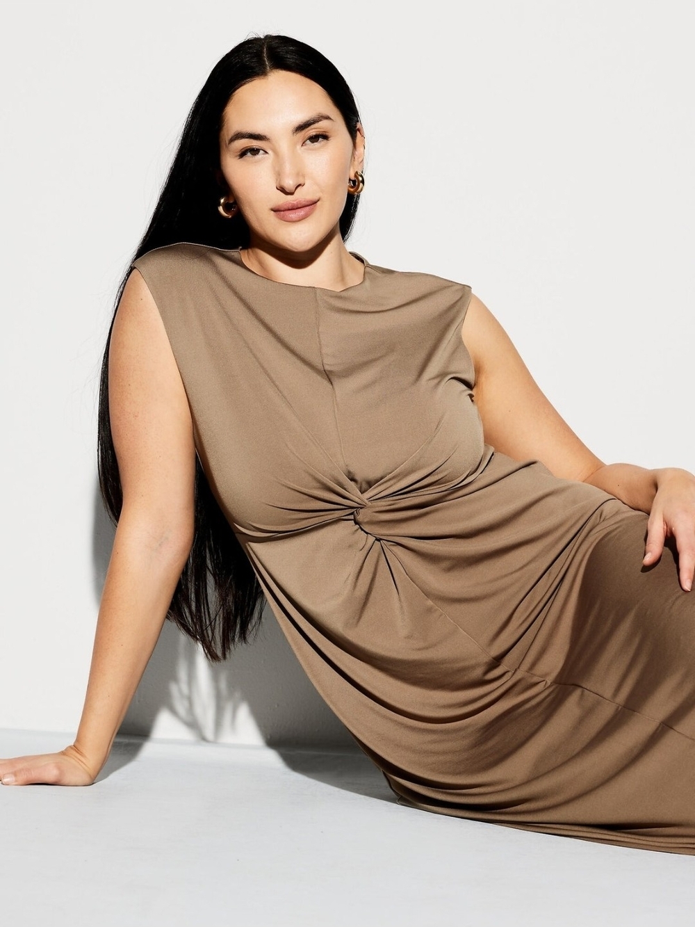 Old Navy Knot-Front Midi Dress in Taupe
